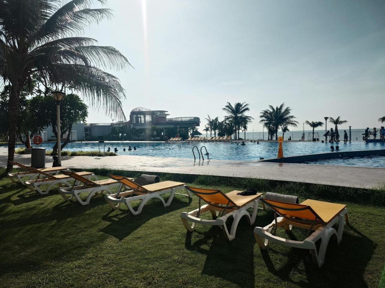 Oceanami Resort & Beach Club Лонгхай Экстерьер фото